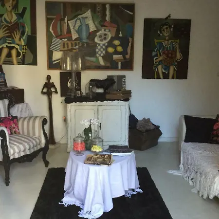 Couette-café La Maison De La Viguerie *