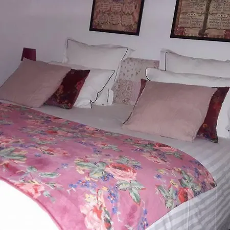 Bed & Breakfast La Maison De La Viguerie